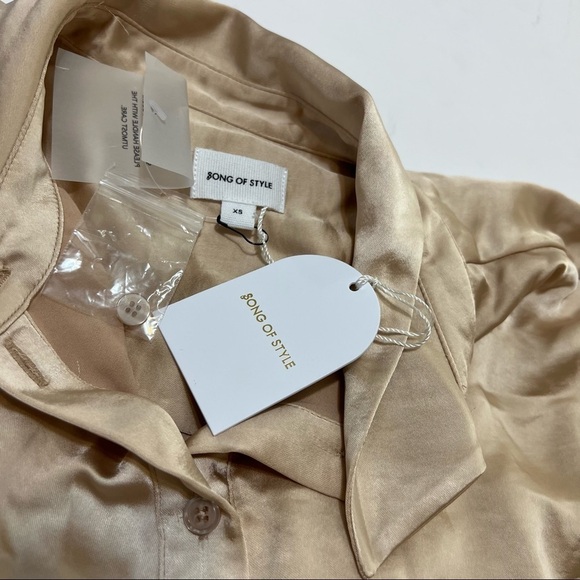 Song of Style • Marta Dress in Champagne - Picture 6 of 11